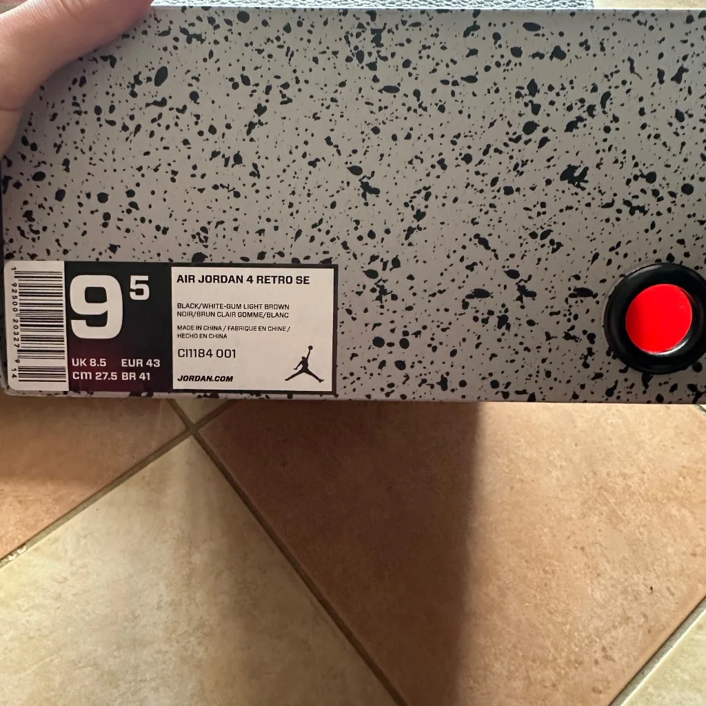 Air Jordan 4 Laser Black Gum